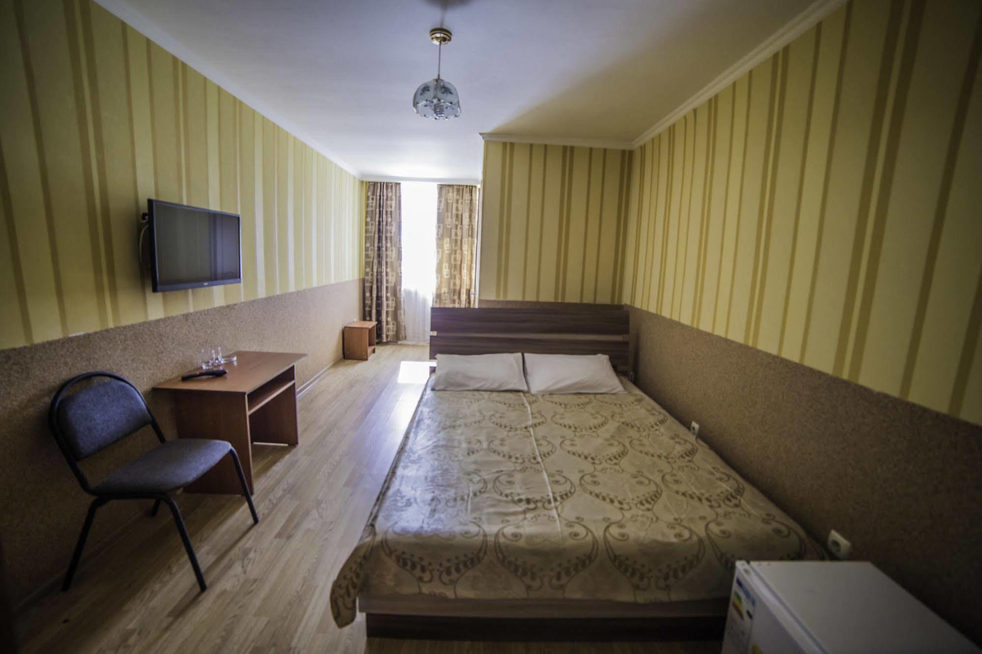 אסטנה Economy Hotel Zhyger מראה חיצוני תמונה