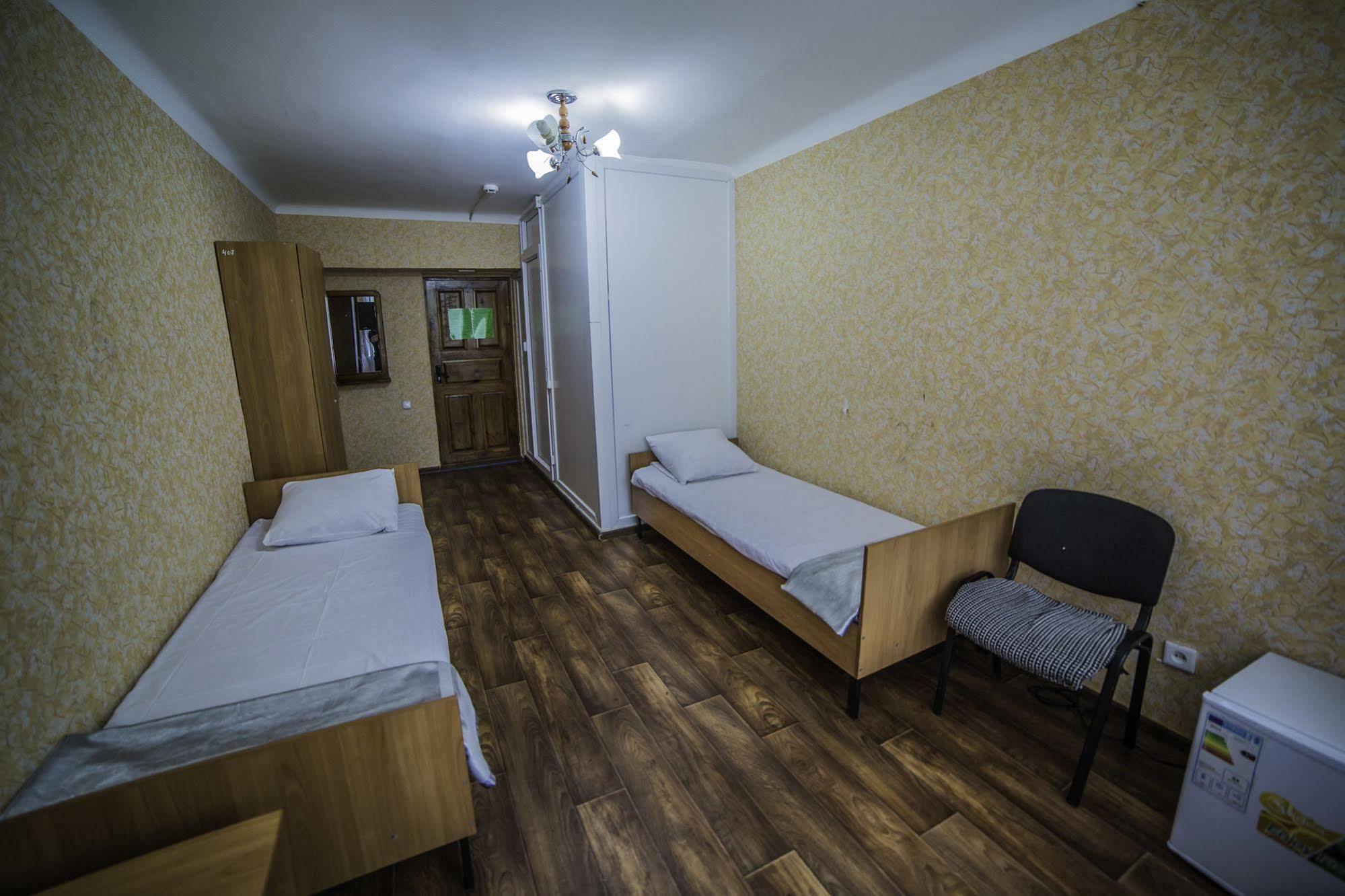 אסטנה Economy Hotel Zhyger מראה חיצוני תמונה